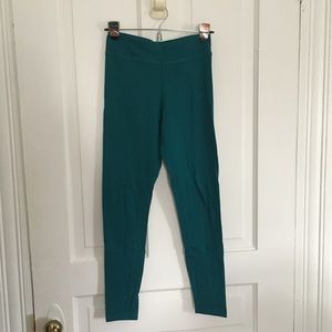 Super cute and comfy Teal Leggings